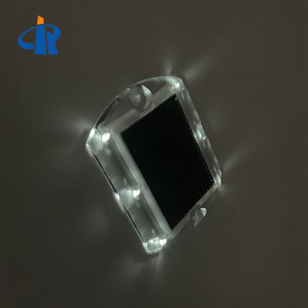 <h3>Solar Led Road Studs With Anchors For Parking Lot</h3>
